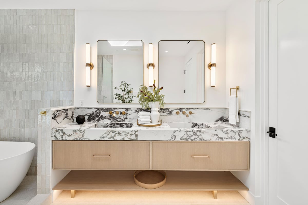 Bathroom Vanity Cabinets – Custom Design